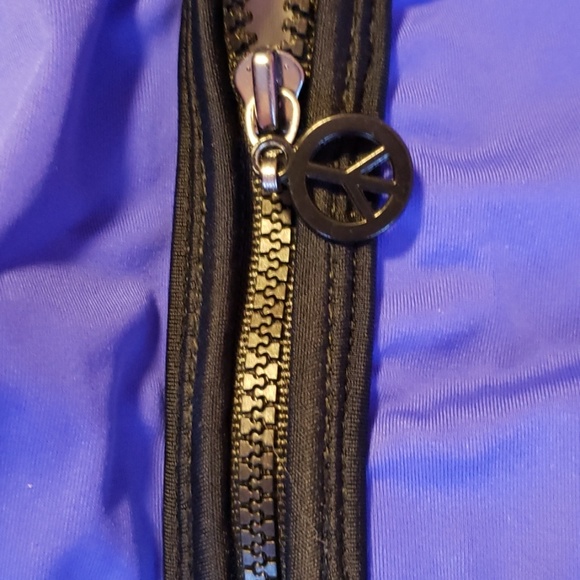 NWOT totally cool one piece bathing suit - Picture 3 of 5